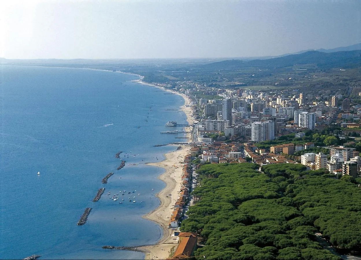 Bb Arcana Follonica Bed & Breakfast